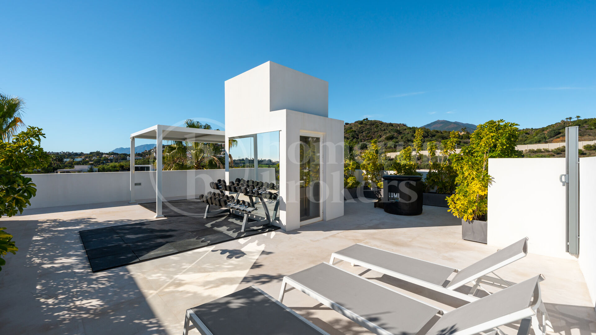 Villa Olivos 3 - Contemporary Villa in gated Community