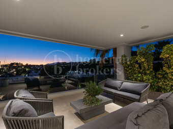 Villa Olivos 3 - Contemporary Villa in gated Community