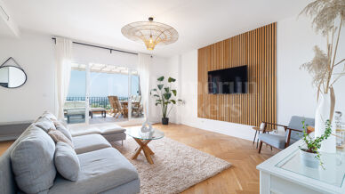 Penthouse Les Belveders - Luxury Renovated Penthouse