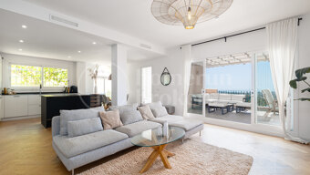 Penthouse Les Belveders - Luxury Renovated Penthouse