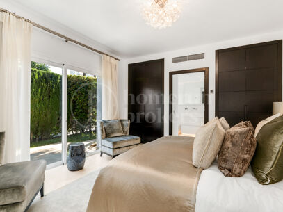 Villa Monte - Andalusisk stil Villa i La Quinta