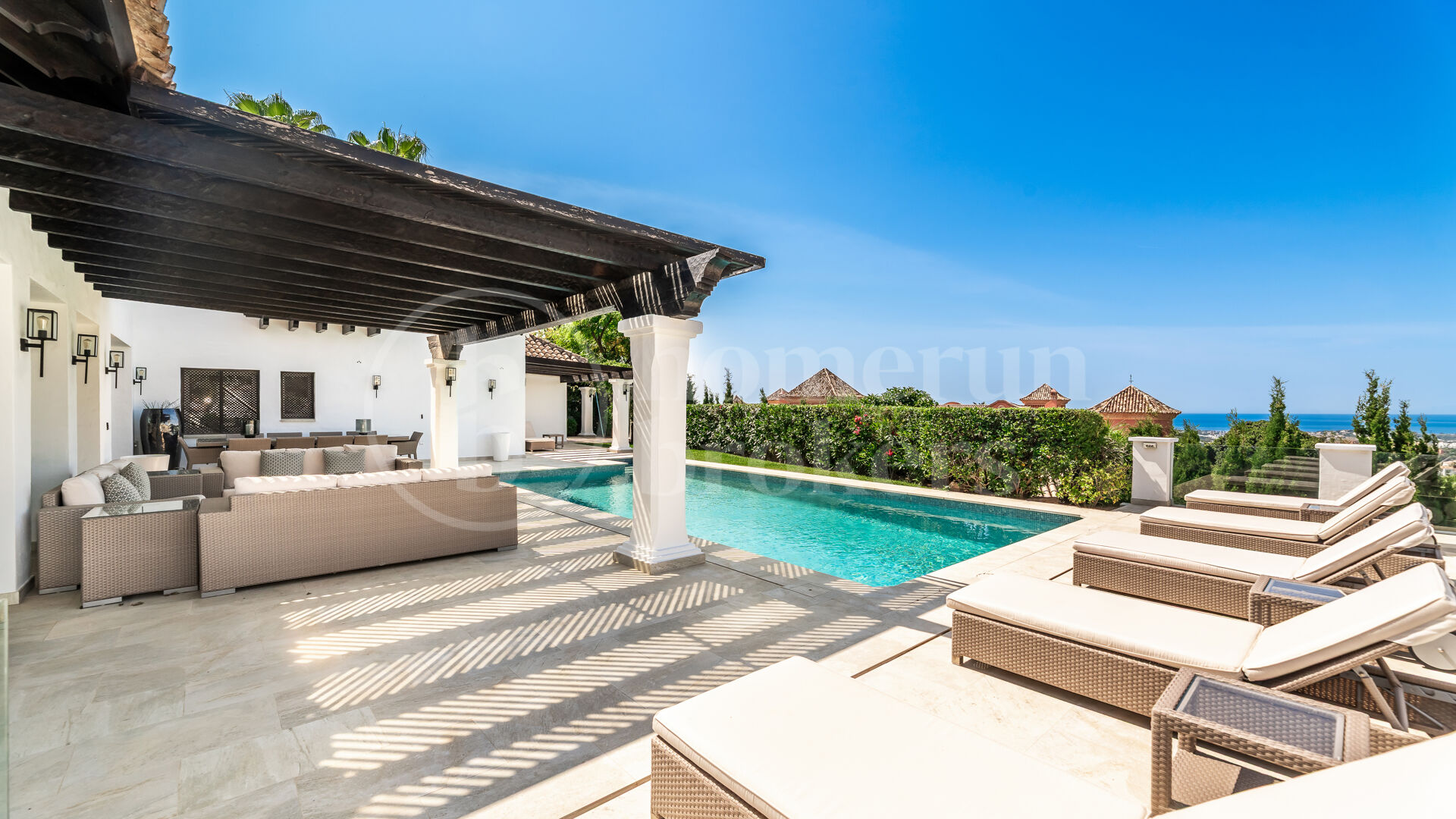 Villa Monte - Andalusisk stil Villa i La Quinta