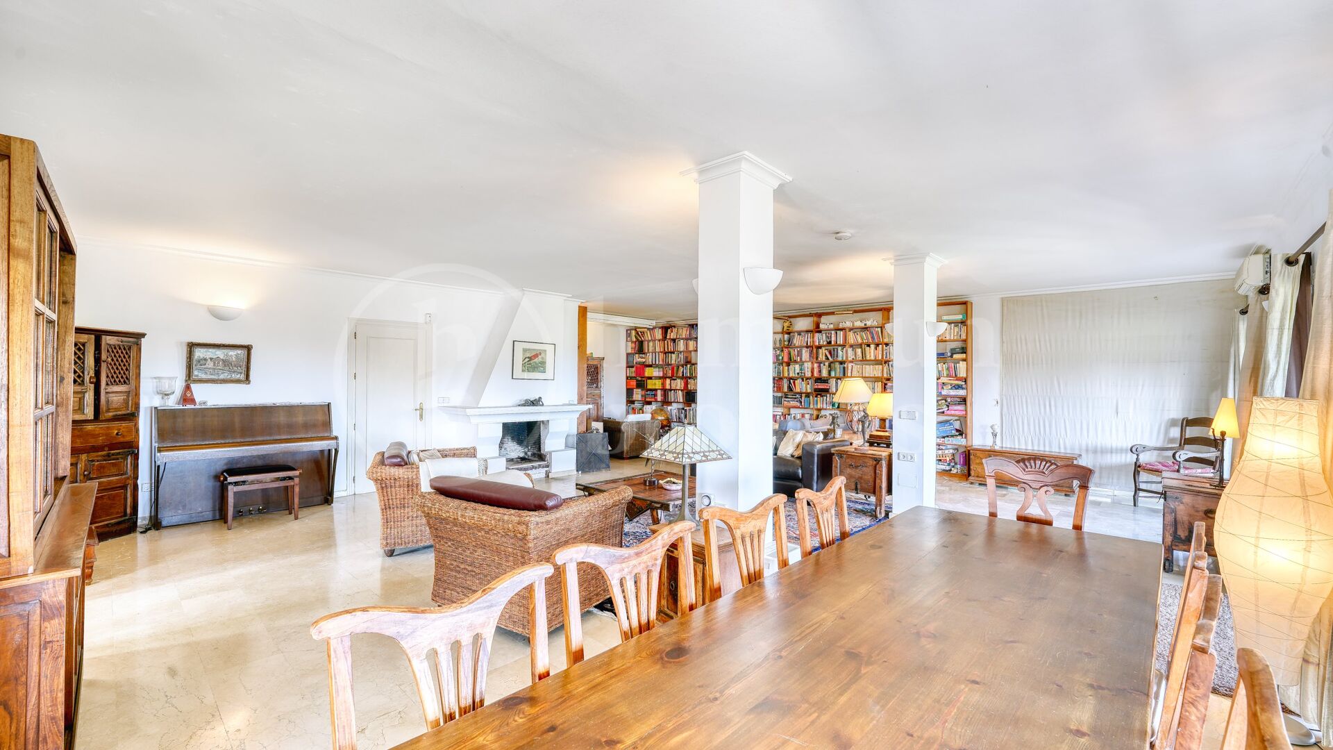 Villa Iroko - Rymligt familjehem i Sotogrande