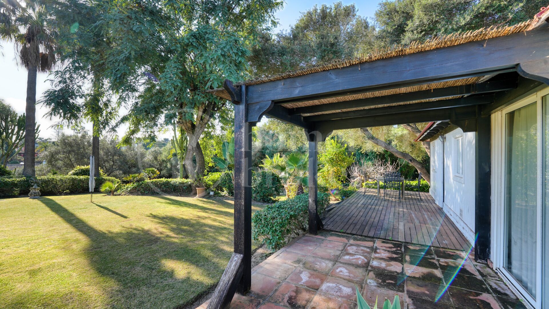 Villa Iroko - Rymligt familjehem i Sotogrande