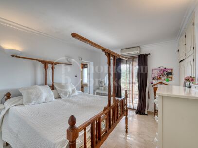 Villa Iroko - Rymligt familjehem i Sotogrande