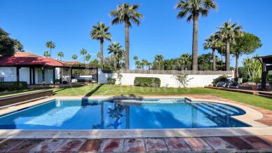 Villa Iroko - Rymligt familjehem i Sotogrande