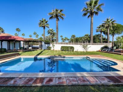 Villa Iroko - Rymligt familjehem i Sotogrande