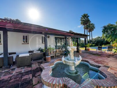 Villa Iroko - Rymligt familjehem i Sotogrande