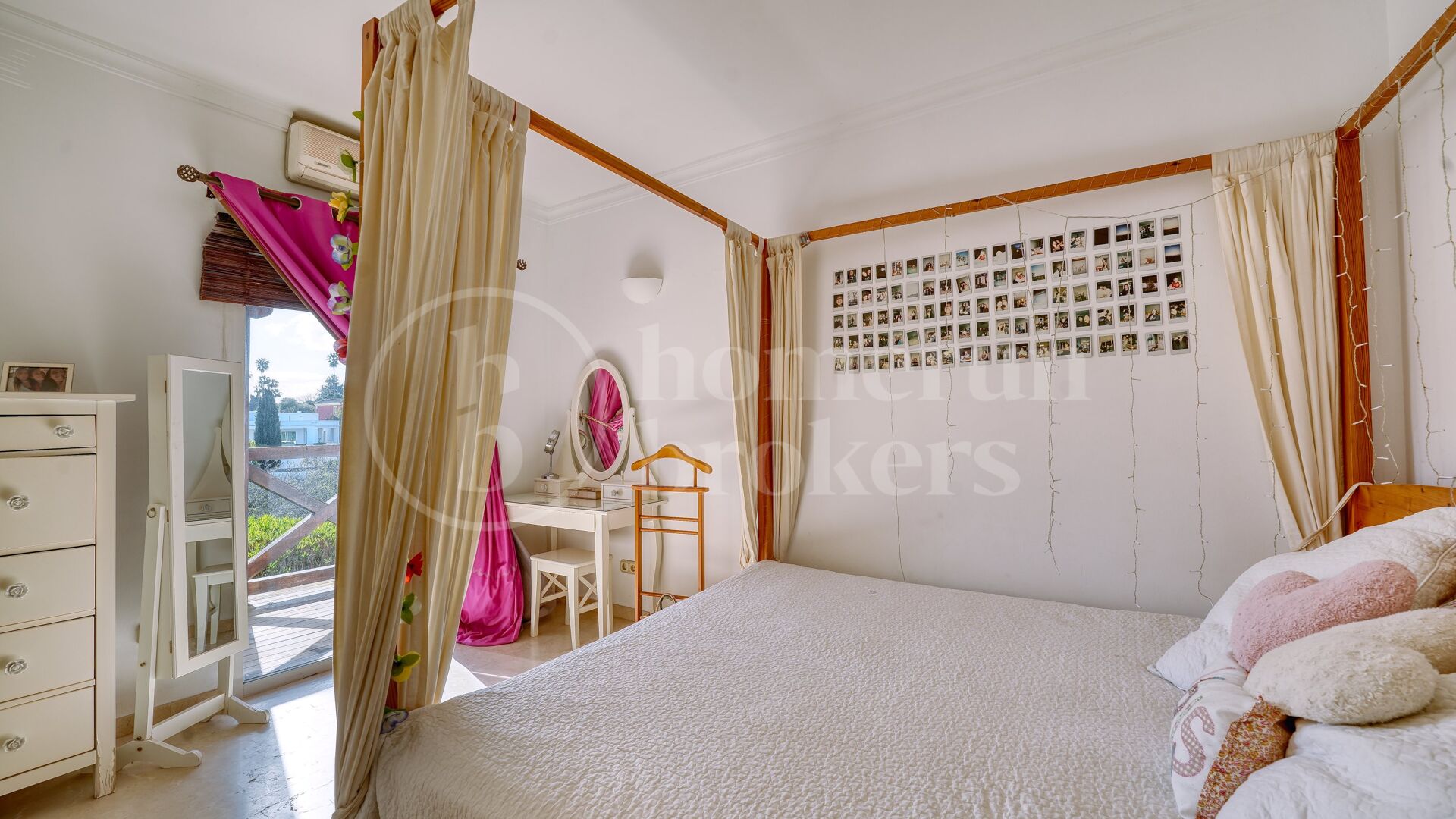 Villa Iroko - Rymligt familjehem i Sotogrande
