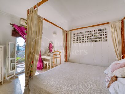 Villa Iroko - Rymligt familjehem i Sotogrande