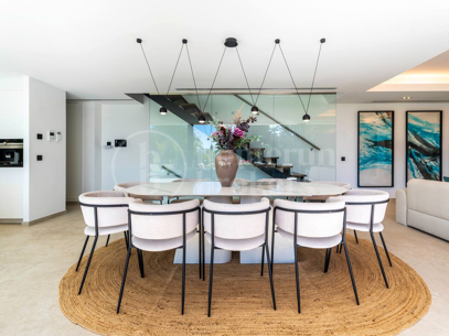 Villa Bianca Modern lyx Villa i La Reserva de Marbella