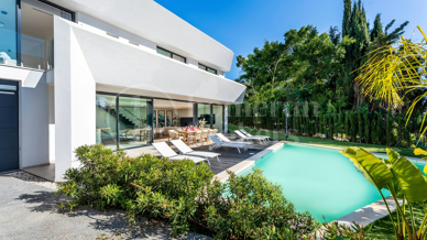 Villa Bianca Modern lyx Villa i La Reserva de Marbella