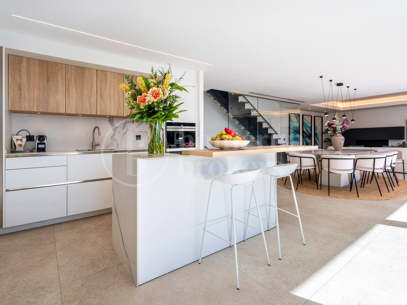 Villa Bianca Modern lyx Villa i La Reserva de Marbella