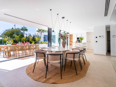 Villa Bianca Modern lyx Villa i La Reserva de Marbella