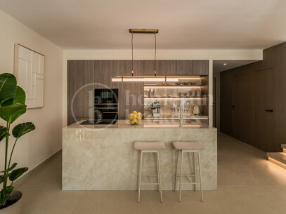 Casa Las Petunias - Beachside Modern Townhouse i San Pedro