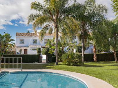Casa Las Petunias - Beachside Modern Townhouse i San Pedro