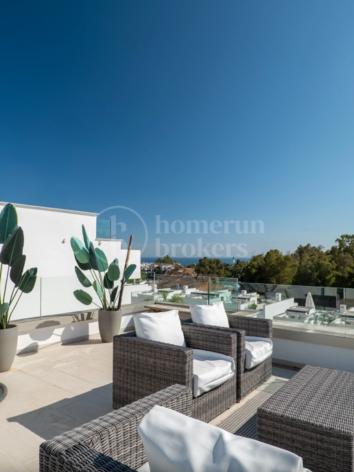 Casa Aria - Townhouse with Sea Views and Rooftop Terrace