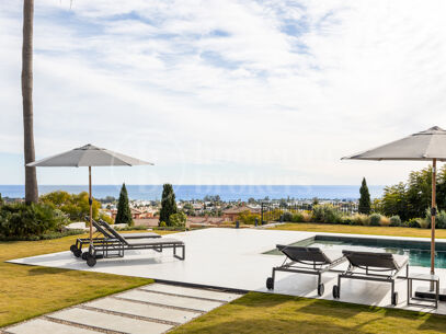 Casa de Luna - Modern Andalusian Villa with Sea Views