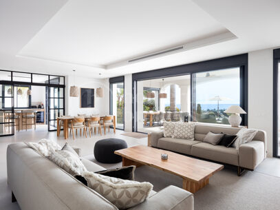 Casa de Luna - Modern Andalusian Villa with Sea Views