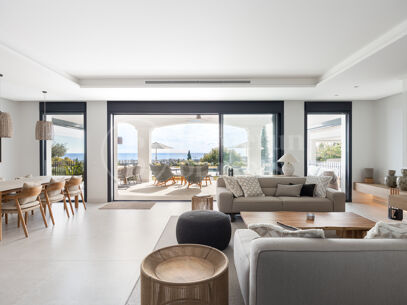Casa de Luna - Modern Andalusian Villa with Sea Views