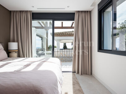Casa de Luna - Modern Andalusian Villa with Sea Views