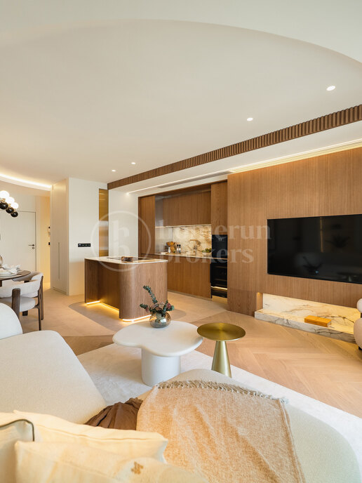 Apartment Arka Hill - Renovated 3-Bedroom with Sea Views in Marbella Golden Mile