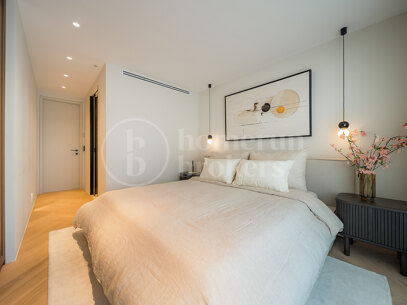 Apartment Arka Hill - Renovated 3-Bedroom with Sea Views in Marbella Golden Mile