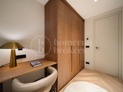 Apartment Arka Hill - Renovated 3-Bedroom with Sea Views in Marbella Golden Mile