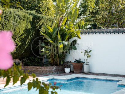 Villa Peony – Andalusisk Villa i Dubbelgated Community