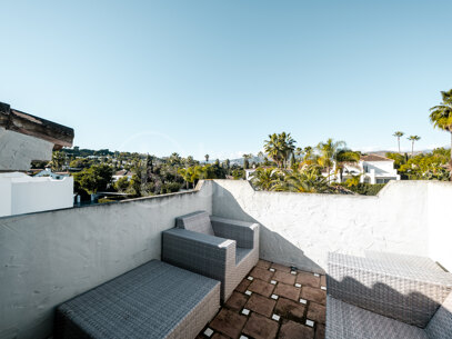 Villa Peony – Andalusisk Villa i Dubbelgated Community