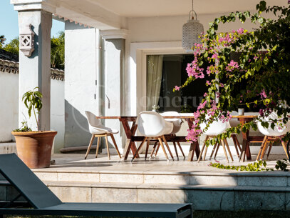 Villa Peony – Andalusisk Villa i Dubbelgated Community