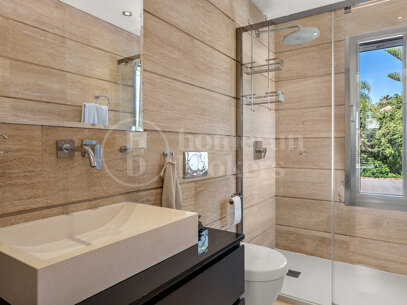Villa Darya - Family Villa within Walking Distance to Puerto Banús