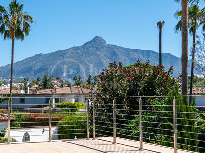 Villa Darya - Familjevilla inom gångavstånd till Puerto Banús