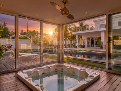 Villa Darya - Familjevilla inom gångavstånd till Puerto Banús