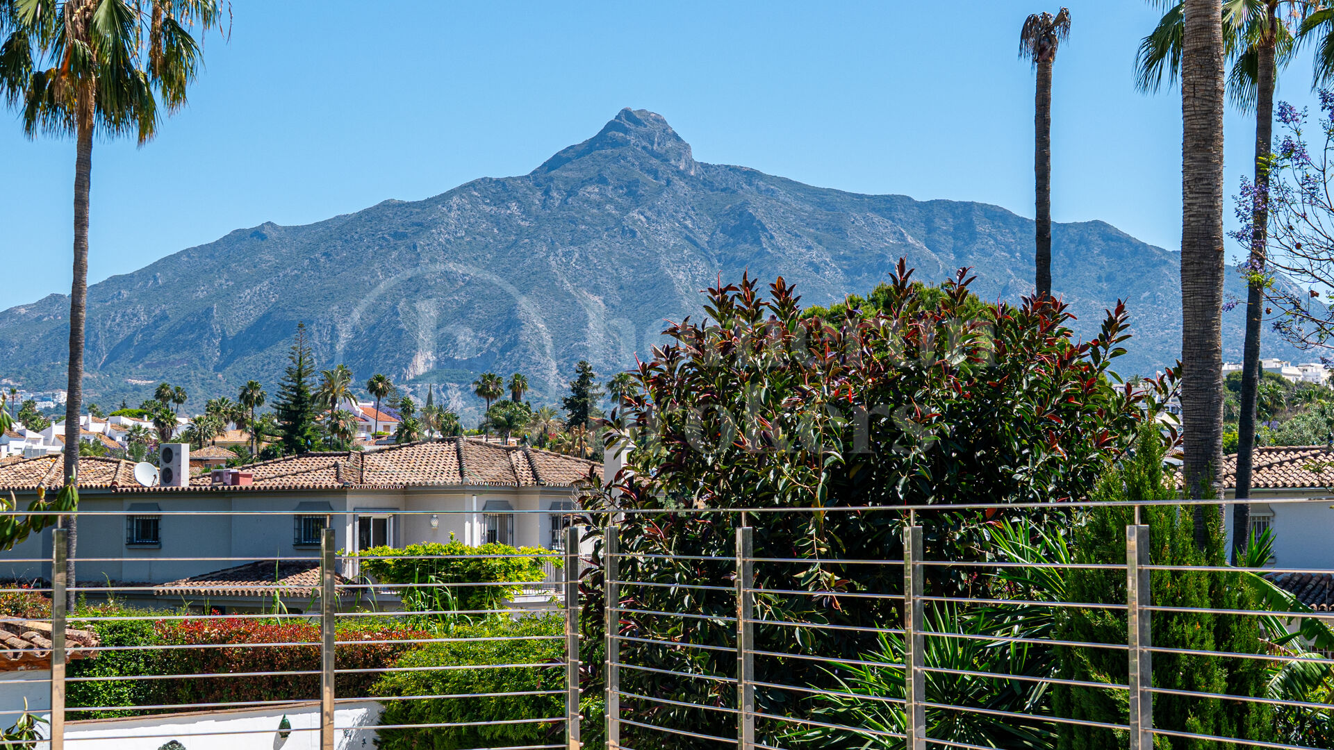 Villa Darya - Familjevilla inom gångavstånd till Puerto Banús