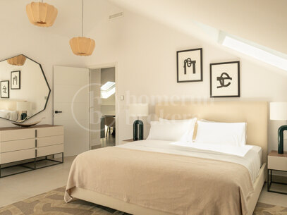 Penthouse Las Lolas – Renovated Penthouse for Sale in Nueva Andalucía