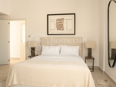 Penthouse Las Lolas – Renovated Penthouse for Sale in Nueva Andalucía