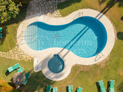 Penthouse Las Lolas – Renovated Penthouse for Sale in Nueva Andalucía