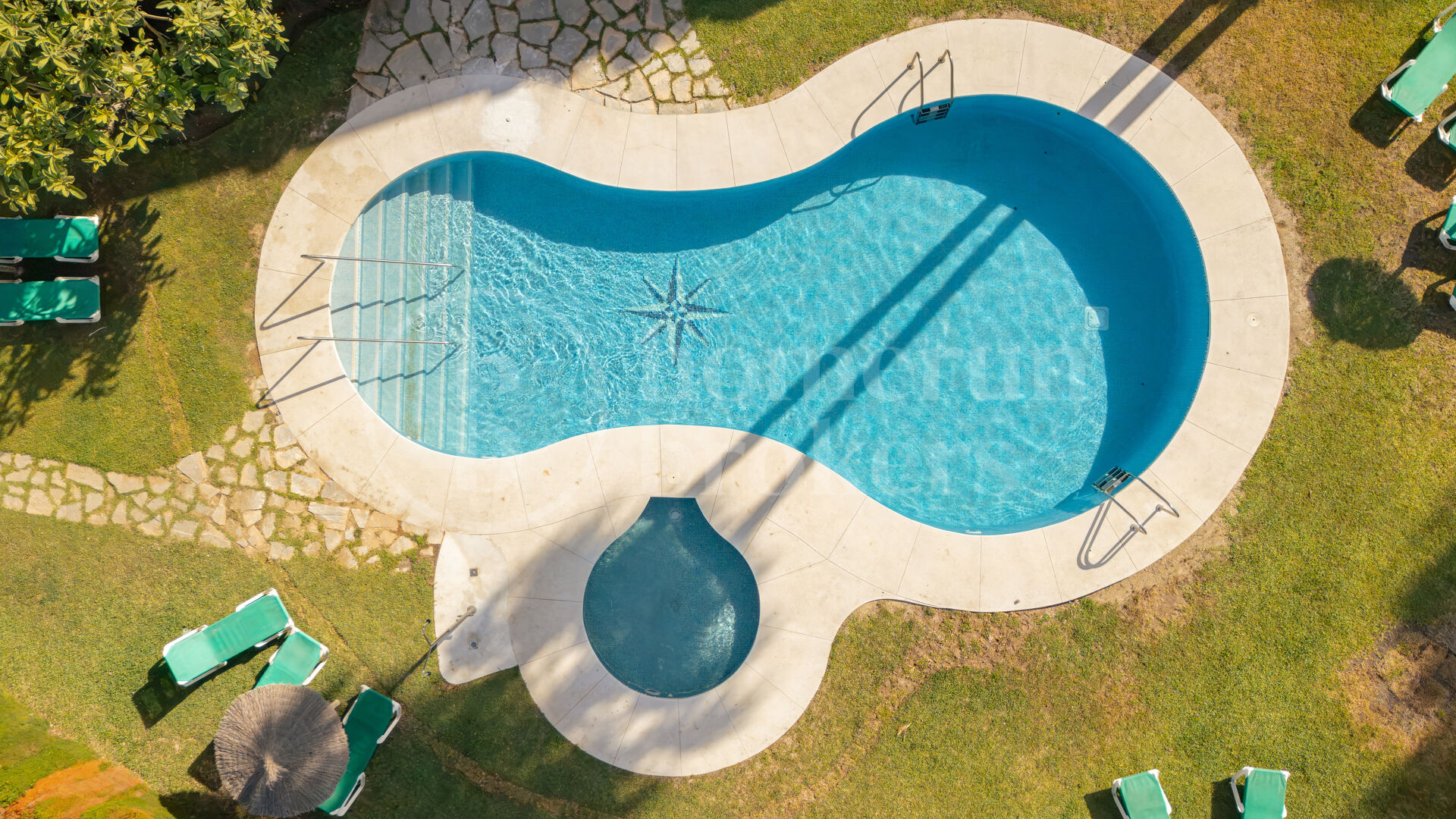 Penthouse Las Lolas – Renoverat penthouse till salu i Nueva Andalucía