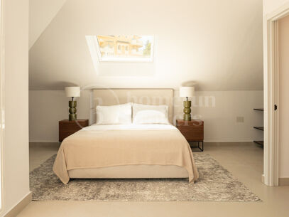 Penthouse Las Lolas – Renoverat penthouse till salu i Nueva Andalucía