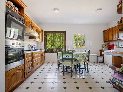 Villa La Merced – Renovation & Investment Opportunity