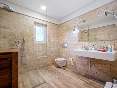 Villa La Merced – Renovation & Investment Opportunity