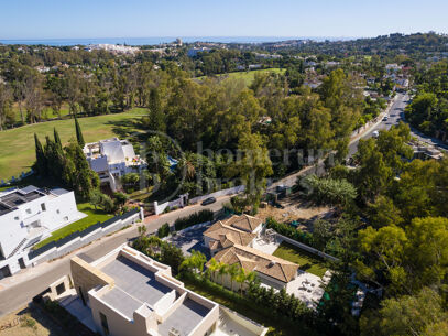 Villa Camelia - Elegant Villa i La Cerquilla, Nueva Andalusien