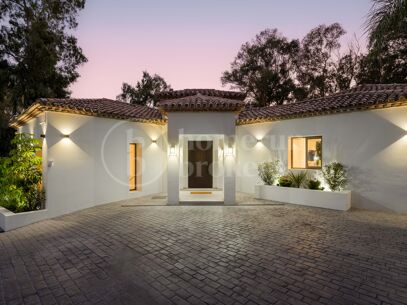 Villa Camelia - Elegant Villa i La Cerquilla, Nueva Andalusien
