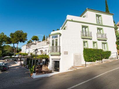 Casa Caritha - Renovated Townhouse with Sea Views for Long-Term Rent in La Heredia