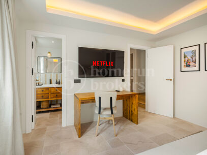 Casa Caritha - Renovated Townhouse with Sea Views for Long-Term Rent in La Heredia