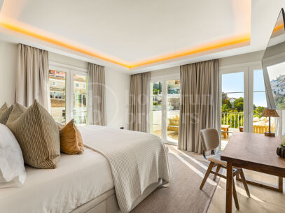 Casa Caritha - Renovated Townhouse with Sea Views for Long-Term Rent in La Heredia