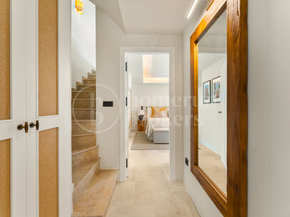 Casa Caritha - Renovated Townhouse with Sea Views for Long-Term Rent in La Heredia