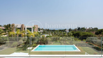 Villa Horizon - Contemporary Luxury with a Private Spa and Panoramic Views