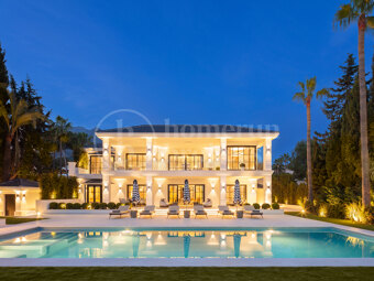 Villa Marusha - Villa med havsutsikt i Sierra Blanca Marbella